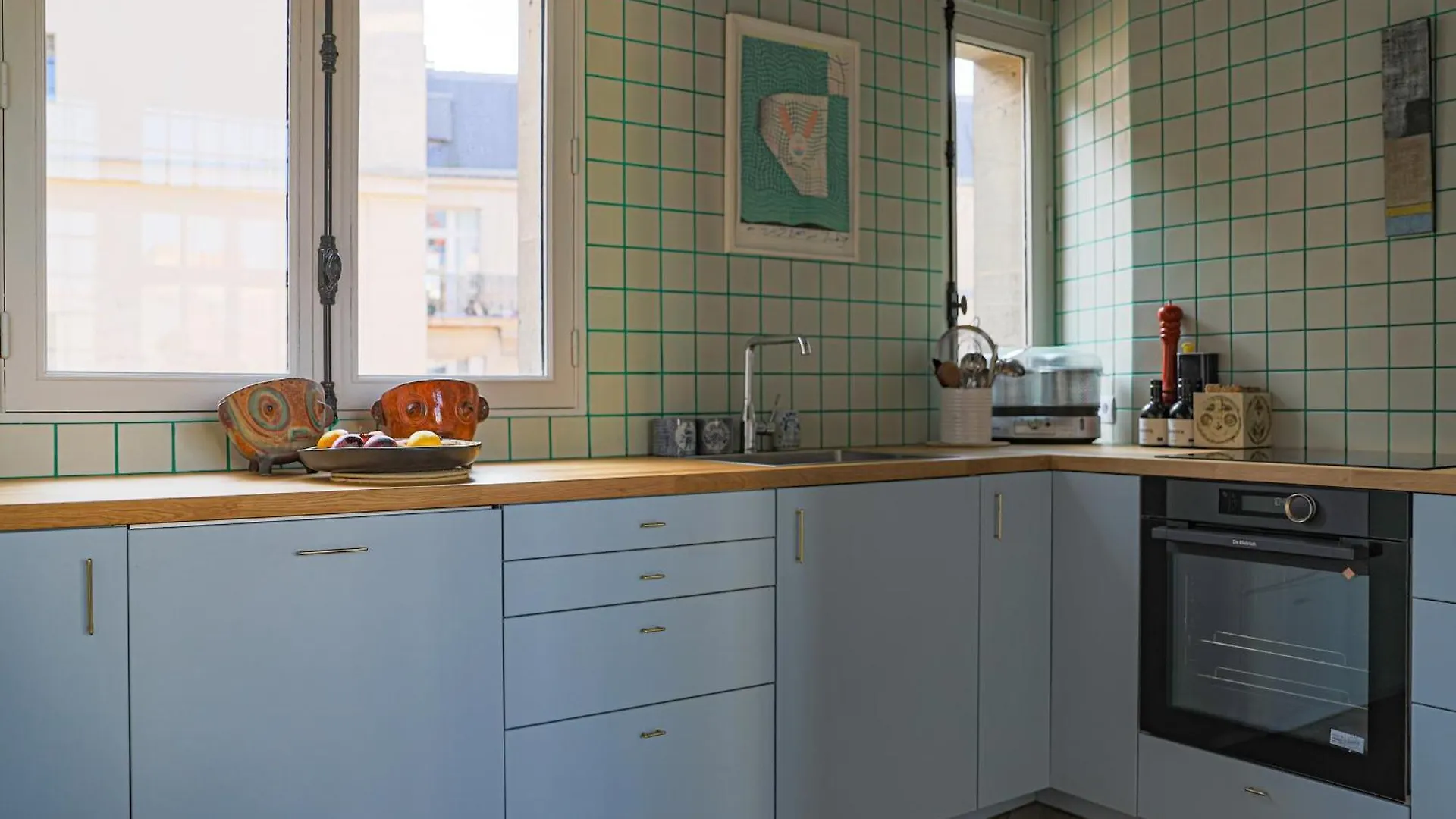 Apartment Parc Monceau Artist's Atelier Paris